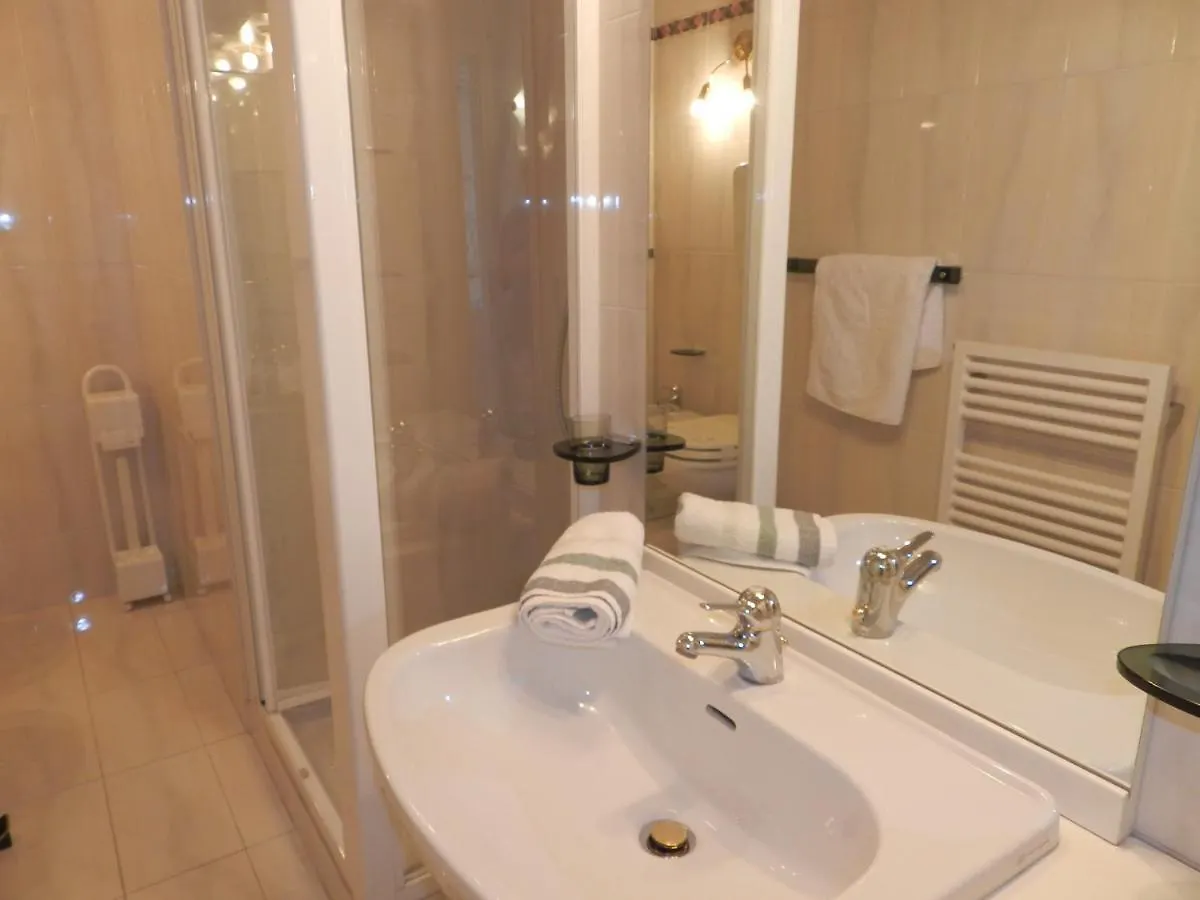Apartment Bardolino In - Regarda Travel